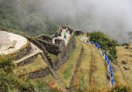 Archaeological centers located en route to the Inca Trail.