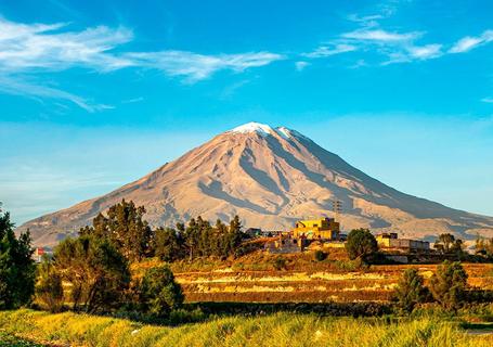 Arequipa City Tour & Santa Catalina Convent & Juanita Museum