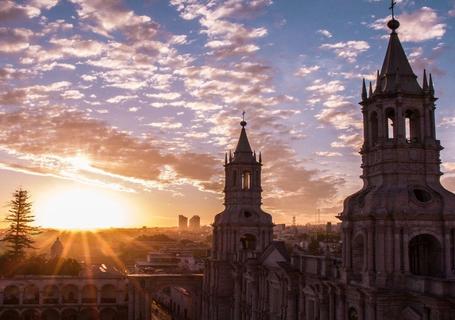 Arequipa Walking Tour & Santa Catalina Convent