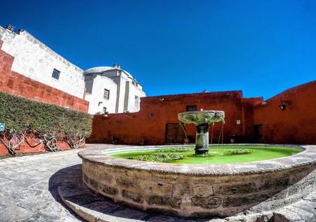 Arequipa Walking Tour & Santa Catalina Convent