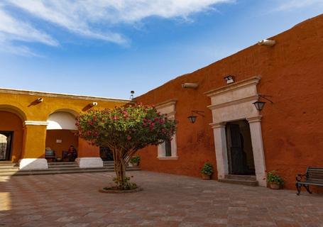 Arequipa Walking Tour & Santa Catalina Convent