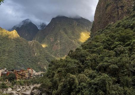 Choquequirao Trek to Machu Picchu