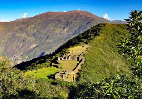 Choquequirao Trek to Machu Picchu