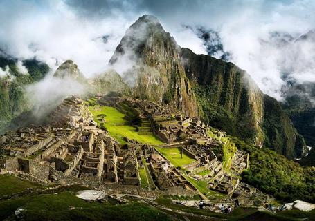 Choquequirao Trek to Machu Picchu