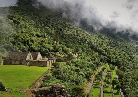 Choquequirao Trek to Machu Picchu