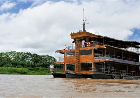 Delfin I Cruise to Pacaya-Samiria Reserve