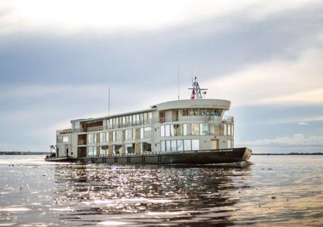 Delfin III Amazon River Cruise