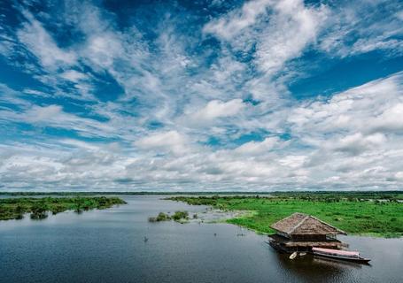 Delfin III Amazon River Cruise