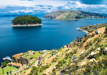 Islands of Lake Titicaca (Uros, Taquile & Amantani)