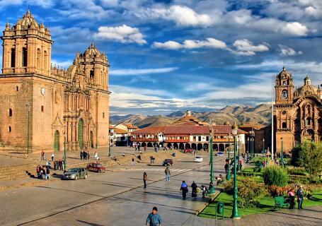 Plaza de Armas: Cusco's Vibrant Cultural Hub