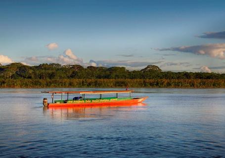 Puerto Capitania and Caiman Cocha