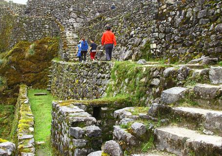 Short Inca Trail to Machu Picchu