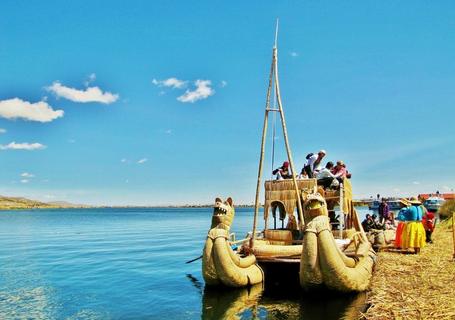 Titicaca Islands: Uros, Taquile & Luquina