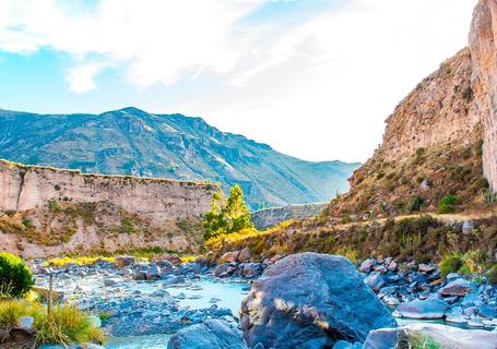 Views of Colca Canyon and Andean Condors