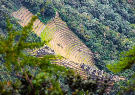3 Short Inca Trail - Landscape of Wiñay Wayna