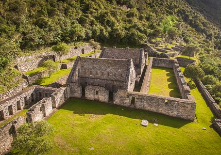 7 Choquequirao Trek - Inca structure at Chocochequirao