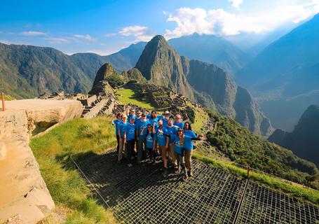 0 Inca Trail 7D - Group at Machu Picchu
