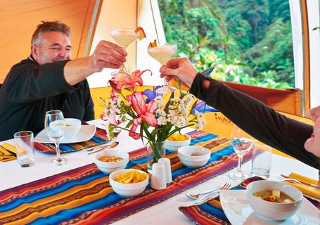 1 Luxury IncaTrail - luxury lunch