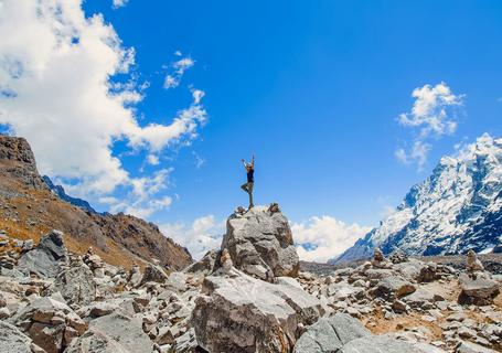 1 Salkantay - Person alone over a rock
