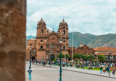 2 Machu Picchu Express - Cusco main square