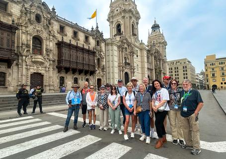5 Lima City Tour - Group of tourists