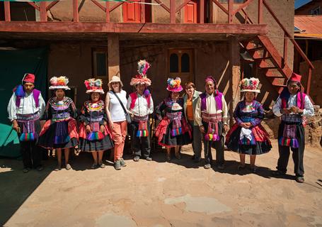 7 Islands Uros Taquile - group at Taquile