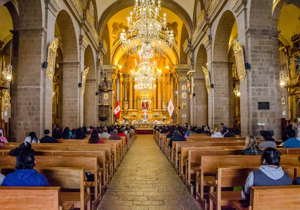 The cathedral of Cusco houses many works of art by the Cusco School of painters