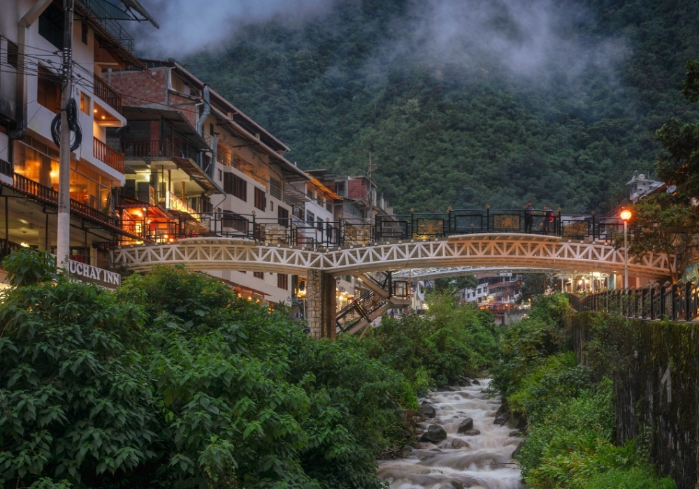 Aguas  Calientes