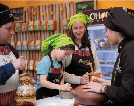 Artisanal Chocolate Making Class in Cusco | Bean-to-Bar