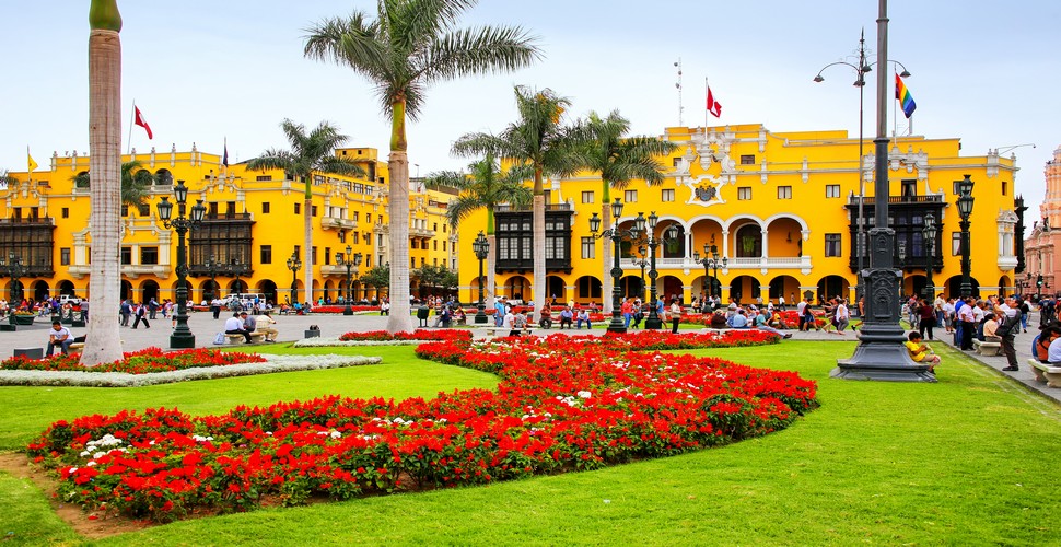 The Plaza Mayor in Lima is glorious! This UNESCO World Heritage site in Lima’s historic city center has been witness to important historic moments, such as José de San Martin proclaiming Peru’s independence in 1821. It has been used as a bullfighting ring and city gallows. Visit on your Lima City tour!