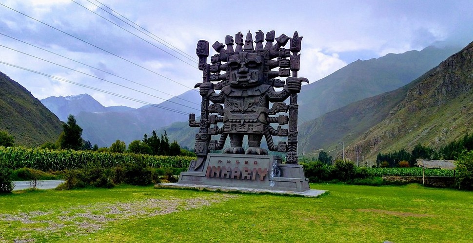 The Inkariy Museum in The Sacred Valley acknowledges the reality that the Incans built on knowledge developed over millennia from pre-Inca civilizations. Each culture, including the Inca, has its own building with two exhibit rooms. One is dedicated to history, with stunning artifacts. The other features a compelling scenario of life-sized figures recreating historical epochs in Peru. Visit on a Sacred Valley tour from Cusco.