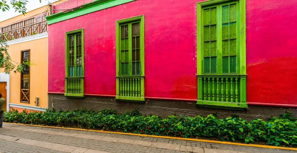  Barranco has been home to some of Peru’s finest artists, offering beauty and inspiration to the city. Barranco, is the perfect antidote to the drabness of Lima and a must-visit while in the City of Kings. Marvel and the architecture and the Street art on your Lima vacation packages.
