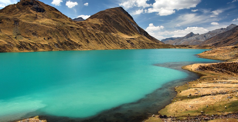 Tailor-made itineraries when you visit Peru allow you to create a travel plan that fits your interests, pace, and schedule, perfectly. This ensures a unique and personalized experience on your Peru holiday packages.