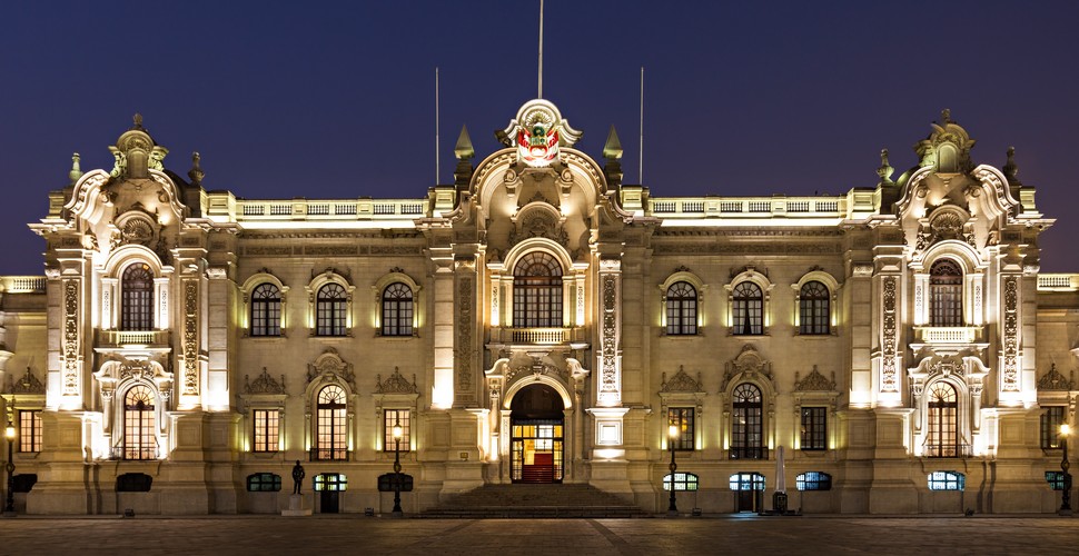 Since the birth of the Peruvian Republic, the Government Palace has served as the home and headquarters of the President of Peru. Access to the palace is restricted, but you can stand outside the gates to watch the daily changing of the guard at midday. See this event when you visit Lima and its downtown.