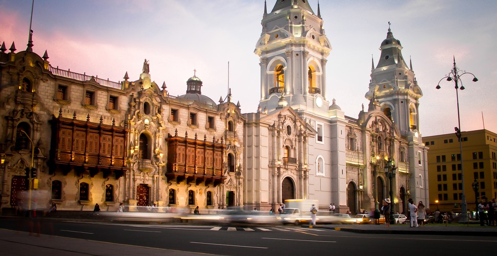 The central location of the Cathedral and Archbishop’s Palace within the historic center makes it an excellent location to base your Lima Peru tours since all the major roads around the center of the city lead back to the Plaza. It is one of the 6 beautiful churches in Lima that visitors should not miss on their Lima city tour, during their time in Peru.