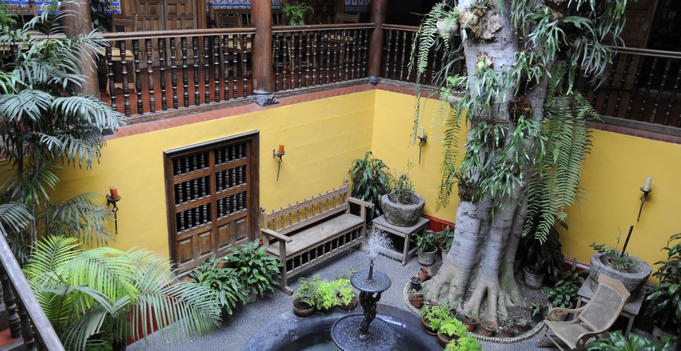  The original construction of the Casa Aliga was made of adobe, however, a number of earthquakes forced its restoration on several occasions. As a result, the mansion is a combination of styles ranging from Renaissance to Baroque and Neoclassical architecture. When you visit Lima the Casa Aliaga is a must-see!