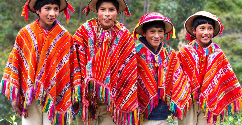 The native community of Huilloc in the Andes of Peru, adheres to the Inca worldview. They are based in Ollantaytambo and maintain their ancestral practices to this day. This rural community ensures the survival of their traditions for later generations Visit on your Peru tours.