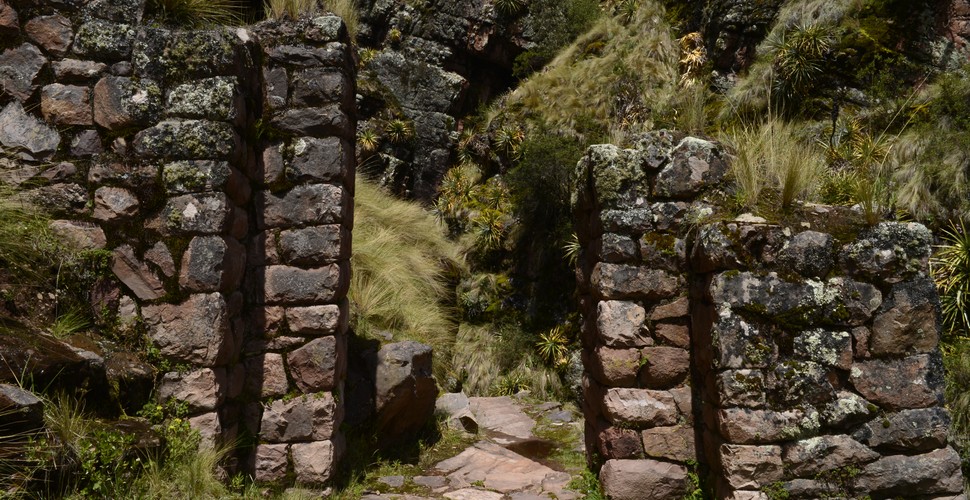The Huchuy Qosqo trek follows the Imperial Inca trail and leads to ancient ruins that were once the summer home of Pachacuteq. While the Huchuy Qosqo ruins are not on most tourists’ must-visit list, they’re certainly worth the trek to reach this remote outpost. The Huchuy Qosqo hike is an easy Cusco day trip that you can absolutely do on your own or with a guide!