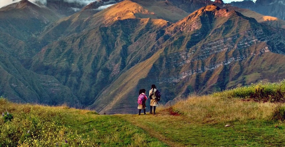 One of the lesser-known day hikes in Peru’s Sacred Valley is the delightful trail from Chinchero to Urquillos. Starting at the archaeological complex of Chinchero, this hike offers continuous breathtaking views and a sense of adventure. The beautiful scenery, peaceful solitude, and ease of the trek create a relaxing and stunning experience for your Cusco tours.
