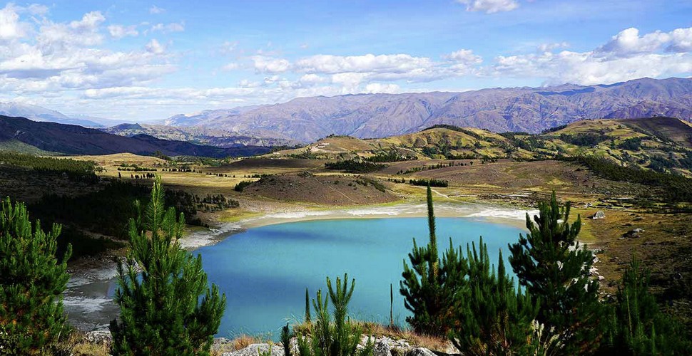 The Keushu Lagoon is located in the Llanganuco Valley area, not far from the entrance to the Huascarán national park near the village of Humacchuco. It is a highland region, situated between rolling fields and towering mountains, and the scenery is magnificent. Viit on your Peru adventure tours to The Huascaran region near Huaraz!