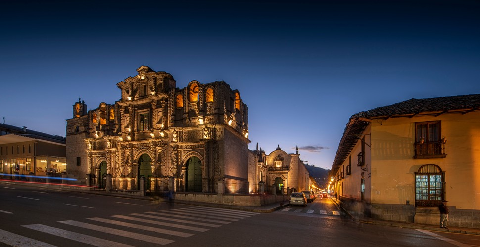 On a Cajamarca city tour one of the highlights is a visit to the city´s cathedral. The Cajamarca Cathedral, officially known as the Cathedral Basilica of Saint Catherine of Alexandria, is flanked by two bell towers, which are a prominent feature of Cajamarca's skyline.