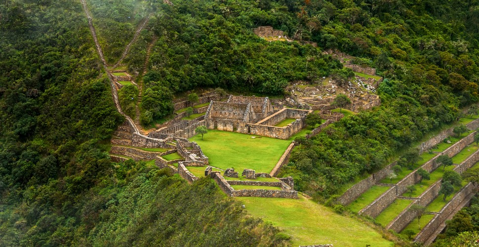 Unlike the more crowded Inca Trail to Machu Pichu, the Choquequirao Trek provides a more serene and immersive experience. The trail takes you through diverse landscapes ranging from lush cloud forests and deep canyons to high-altitude passes with stunning views of snow-capped peaks.