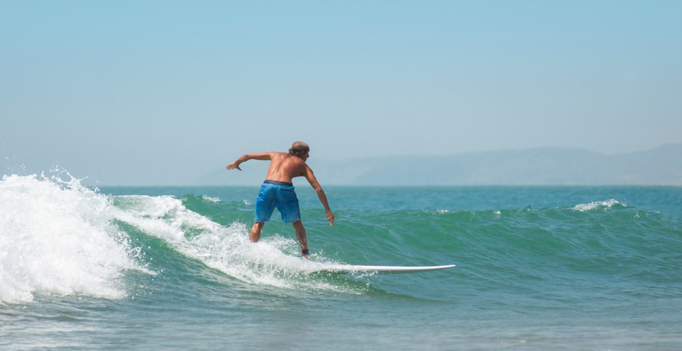 In December, the Northern beaches of Peru, including popular surf spots like Máncora and Punta Sal, offer excellent surfing conditions. These beaches receive consistent swell during this time, with waves ranging from fun, mellow rollers to more challenging breaks. Visit on Peru adventure tours to catch your perfect wave.