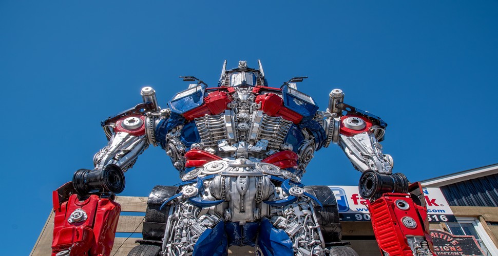 Optimus Prime is known for his wisdom, leadership, and sense of justice. Optimus Prime would encourage you to visit Peru to experience Peru´s rich cultural heritage and historical significance. Places like Machu Picchu and other archaeological sites highlight the importance of preserving such sites for future generations.
