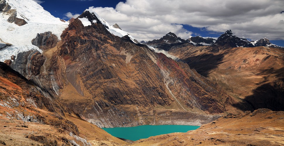 On your Peru vacation package, visit Laguna 69. This is a stunning glacial lake located in the Huascarán National Park. It is renowned for its vibrant blue waters, that is fed by the surrounding glaciers and snow-capped peaks. 