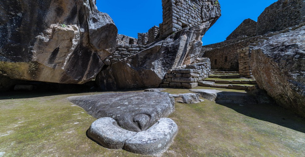  Visitors on their Peru Machu Picchu trip often find the Temple of the Condor to be a poignant and awe-inspiring site. This stunning temple offers a glimpse into the spiritual beliefs and architectural ingenuity of the Inca civilization. 