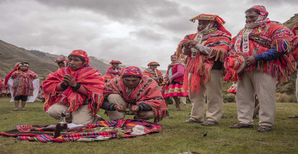 Pachamama Day is an important cultural event in the highlands of Peru. Witness the importance of this day on Cusco tours. This celebration highlights the deep connection between the Andean people and the natural world. It is a time for reflection, gratitude, and renewal of spiritual ties to the Earth.