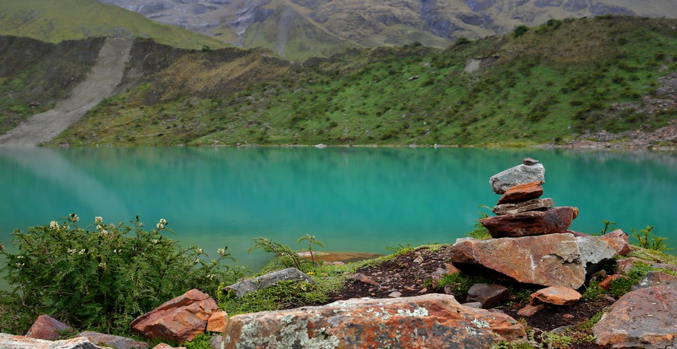 Apachetas In Peru The Mystery Behind These Stone Towers Apachetas In Peru The Mystery Behind These Stone Towers