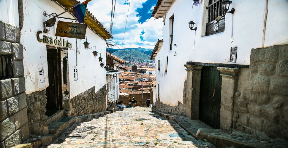 San Blas is a picturesque neighborhood in Cusco. You are sure to visit on Cusco tours. It is just a few blocks from the central Plaza de Armas and is known for its narrow cobblestone streets, art and handicraft shops, and its unique bohemian vibe.