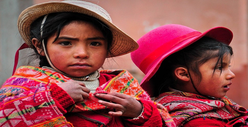 Sacred Valley native communities such as Ccaccaccollo still live in the same way as they have done for centuries. Make sure you visit on your way to Machu Picchu!